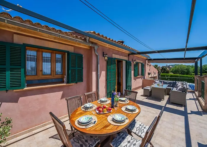 3 Bedroom Country House In Manacor